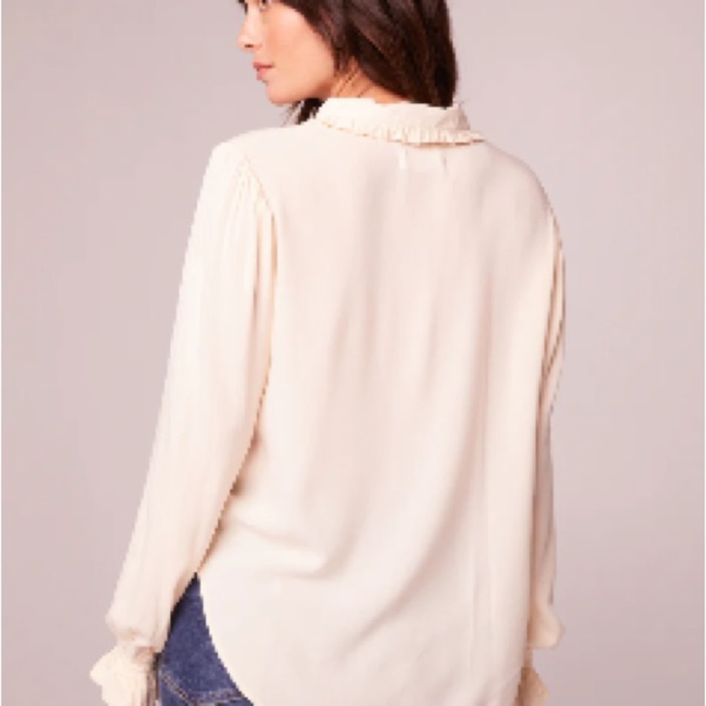 DENISE CREAM RUFFLE COLLAR TOP - Picture 2 of 3